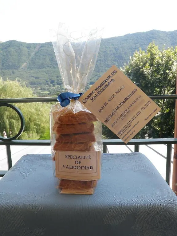 Auberge Le Chardon Bleu Valbonnais Hotel
